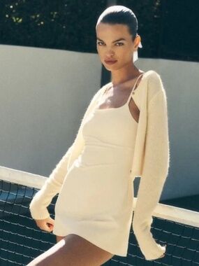 Alo Yoga Alosoft Encore Tennis Dress Built in Short Candlelight Yellow Small NEW